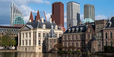 Het Binnenhof, the parlement buildings in The Hague. The small tower is the office of the Prime Minister. The big building at the left is the Mauritshuis museum, home of the Girl with a Pearl Earring