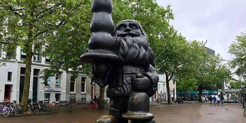 Kabouter met plug