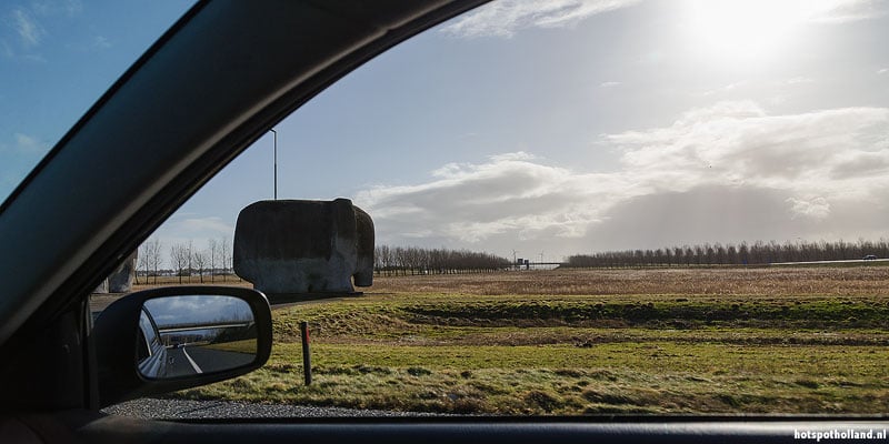 Tom Claassens Elefanten entlang der A6 in der Nähe von Almere