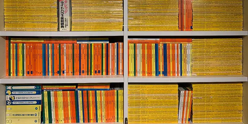 Verzameling nijntjeboeken. Het konijntje is beroemd over de hele wereld