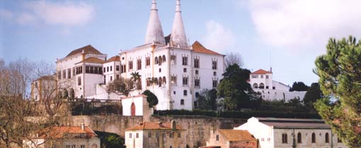 Werelderfgoed Nederland, Bijzondere plekken volgens UNESCO Het Portugese koningsplaatsje Sintra staat ook op de UNESCO Werelderfgoedlijst